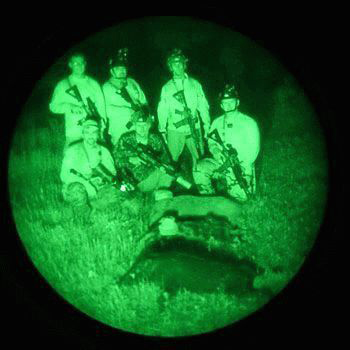 Фото очков ночного видения из окуляра на охоте