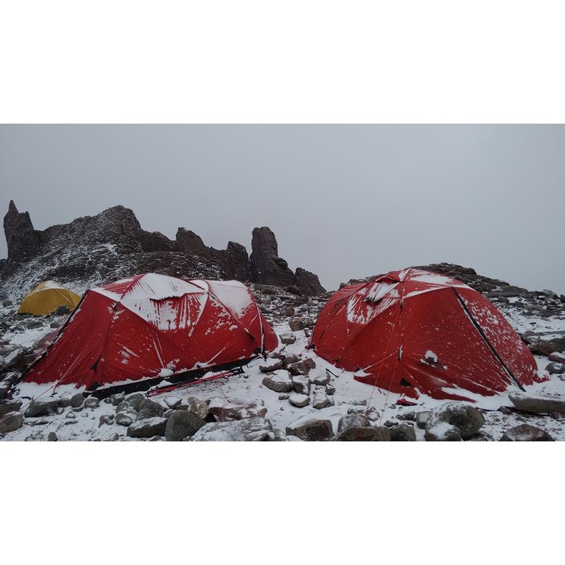 Высокогорная четырехместная экспедиционная палатка Alexika Mirage 4