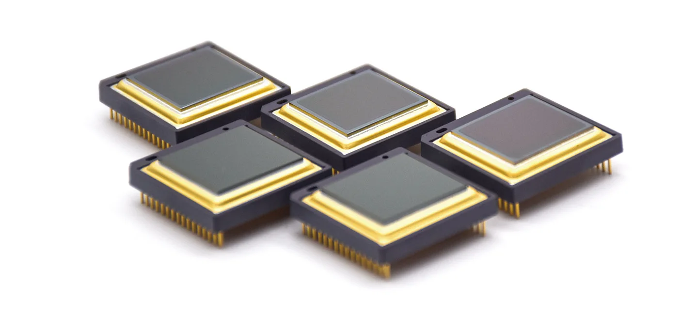 12µm сенсор с NETD ＜25мК